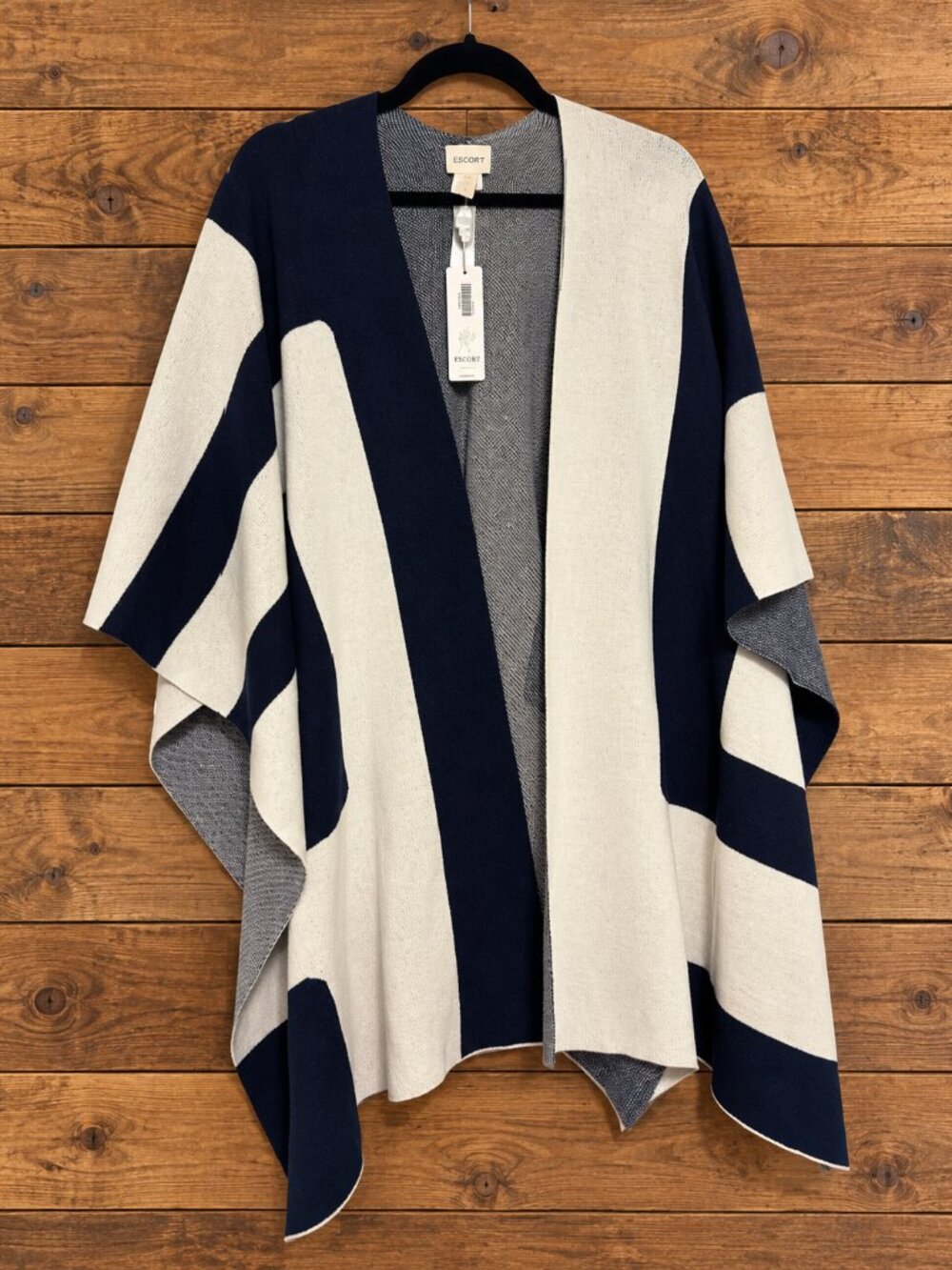 Chico’s NWT One Size Navy Ivory Colorblock Knit Poncho